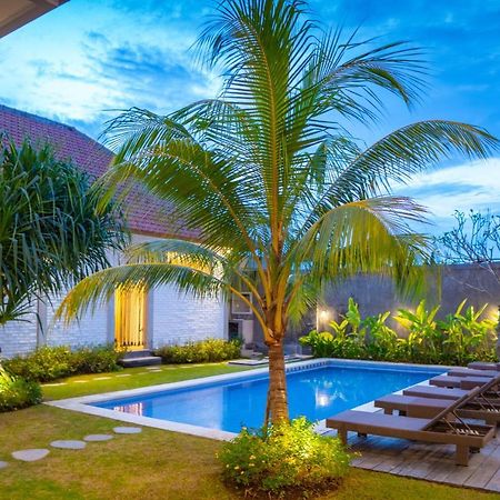 Berawa Dini Guesthouse Canggu Εξωτερικό φωτογραφία